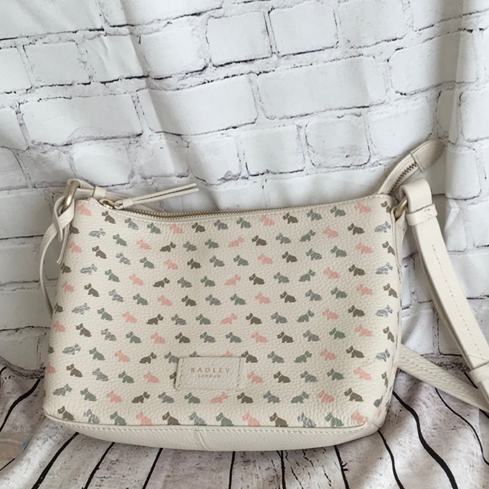 RADLEY London pebble leather Multi Dog Medium ZipTop Crossbody in Oyster Blush